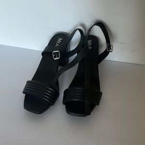 MIA hight heels